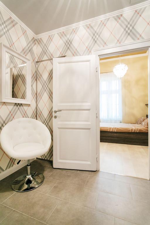 Parliment Luxury Appartement